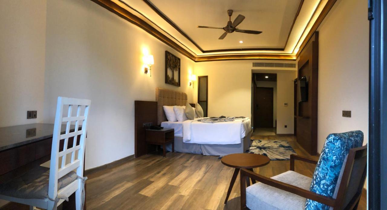 Niraamaya Retreats Samroha Athirappilly Exterior foto