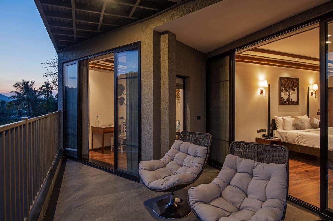 Niraamaya Retreats Samroha Athirappilly Exterior foto
